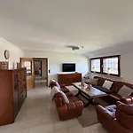 Βίλα Eifelblick Sauna&wellness *