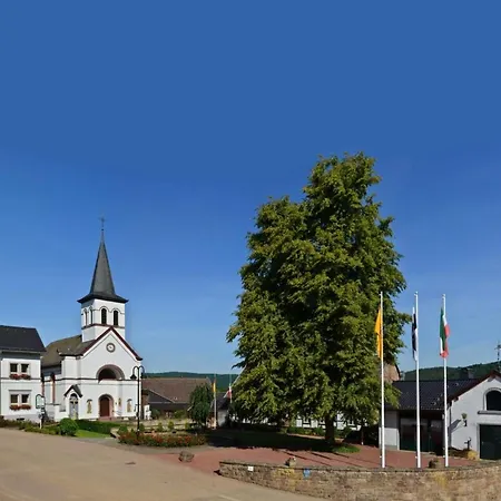 Eifelblick Loft-apartments Villa