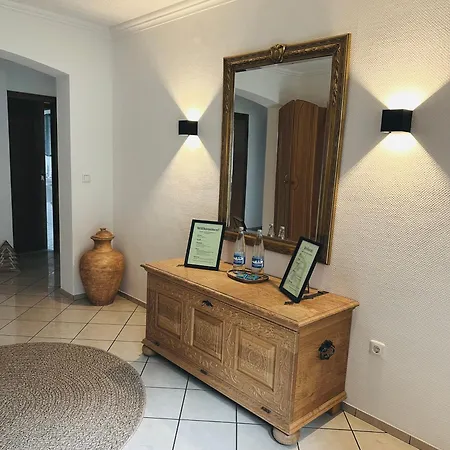 Eifelblick Loft-apartment Villa