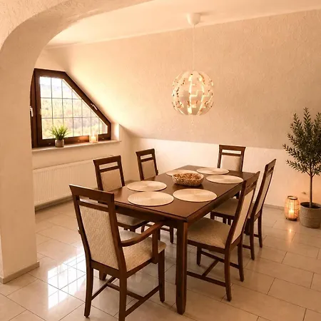 Eifelblick Sauna&wellness Villa *